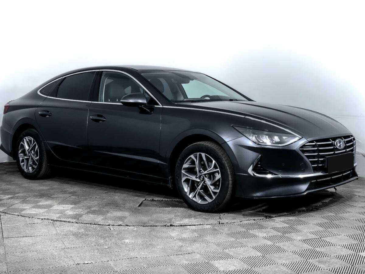 Hyundai Sonata с пробегом — 2020 год. Фото: #2