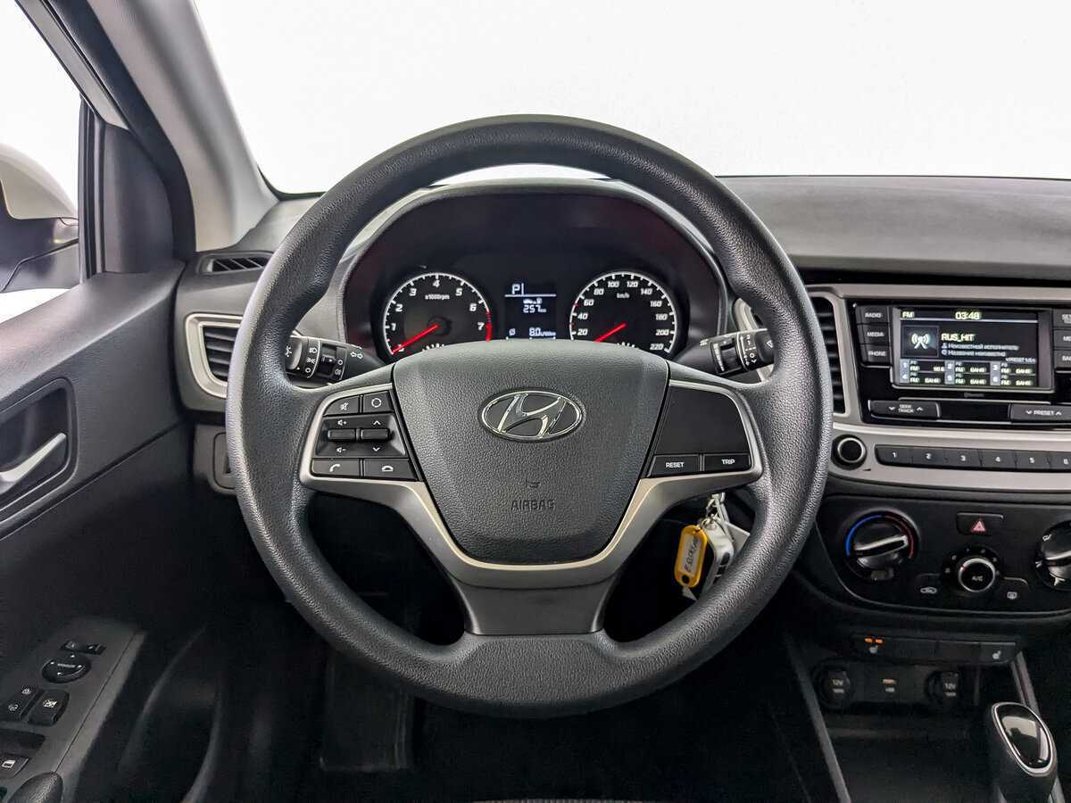 Hyundai Solaris с пробегом — 2020 год. Фото: #19