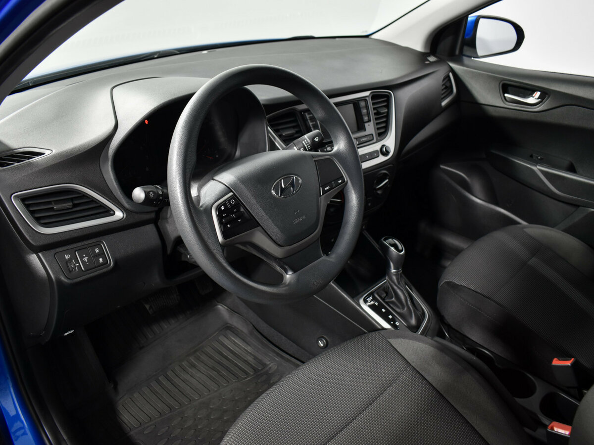 Hyundai Solaris с пробегом — 2017 год. Фото: #8