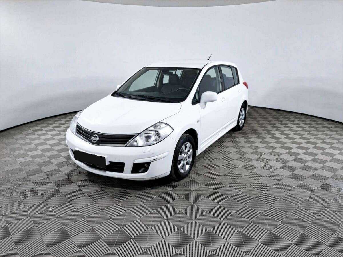 Nissan Tiida с пробегом — 2012 год. Фото: #0