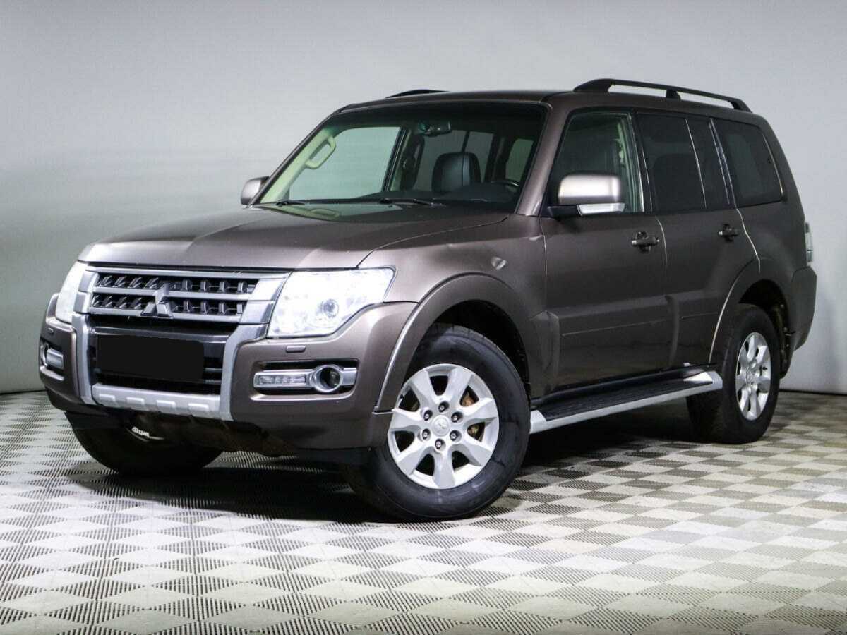 Mitsubishi Pajero с пробегом — 2014 год. Посмотреть фото
