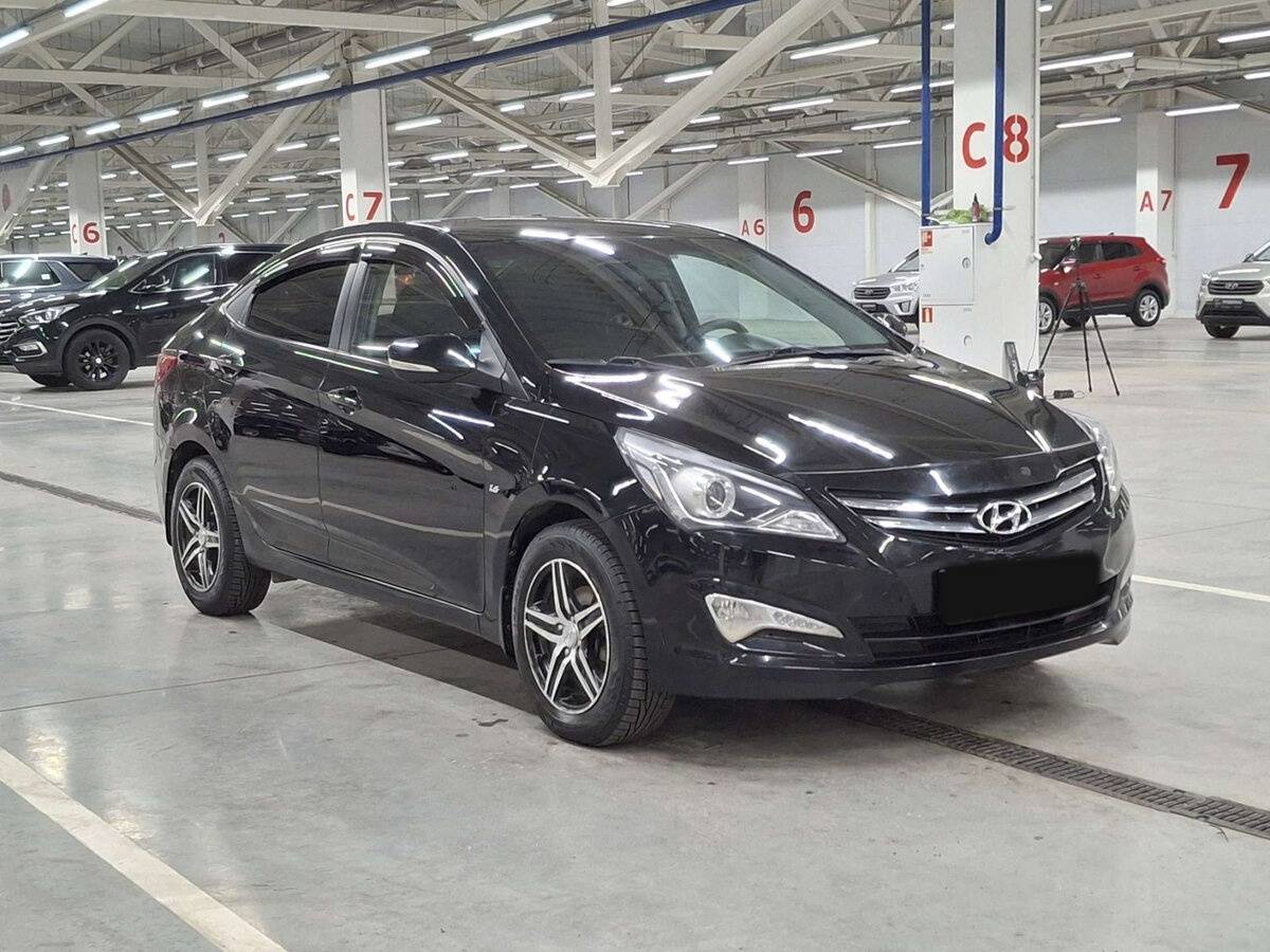 Hyundai Solaris с пробегом — 2016 год. Фото: #2