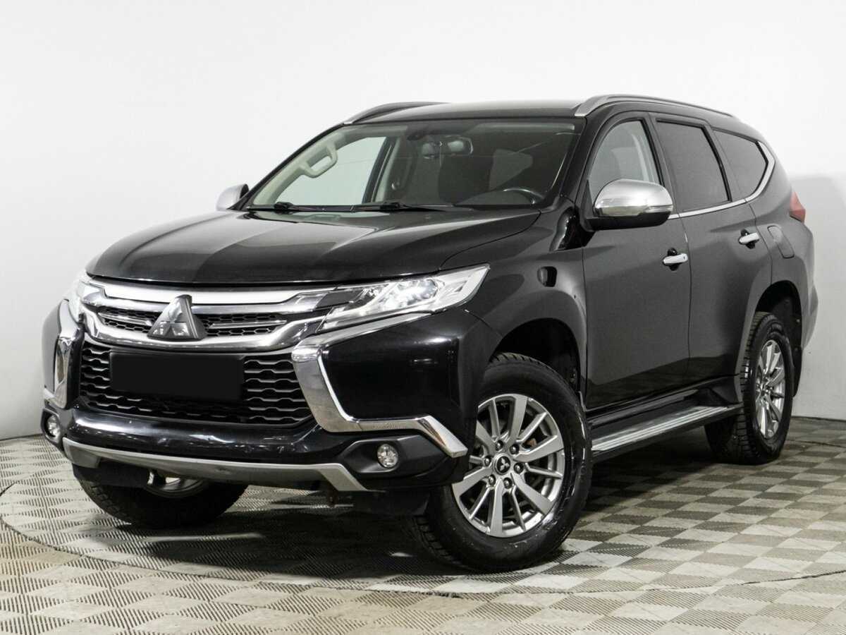 Mitsubishi Pajero Sport с пробегом — 2018 год. Фото: #0