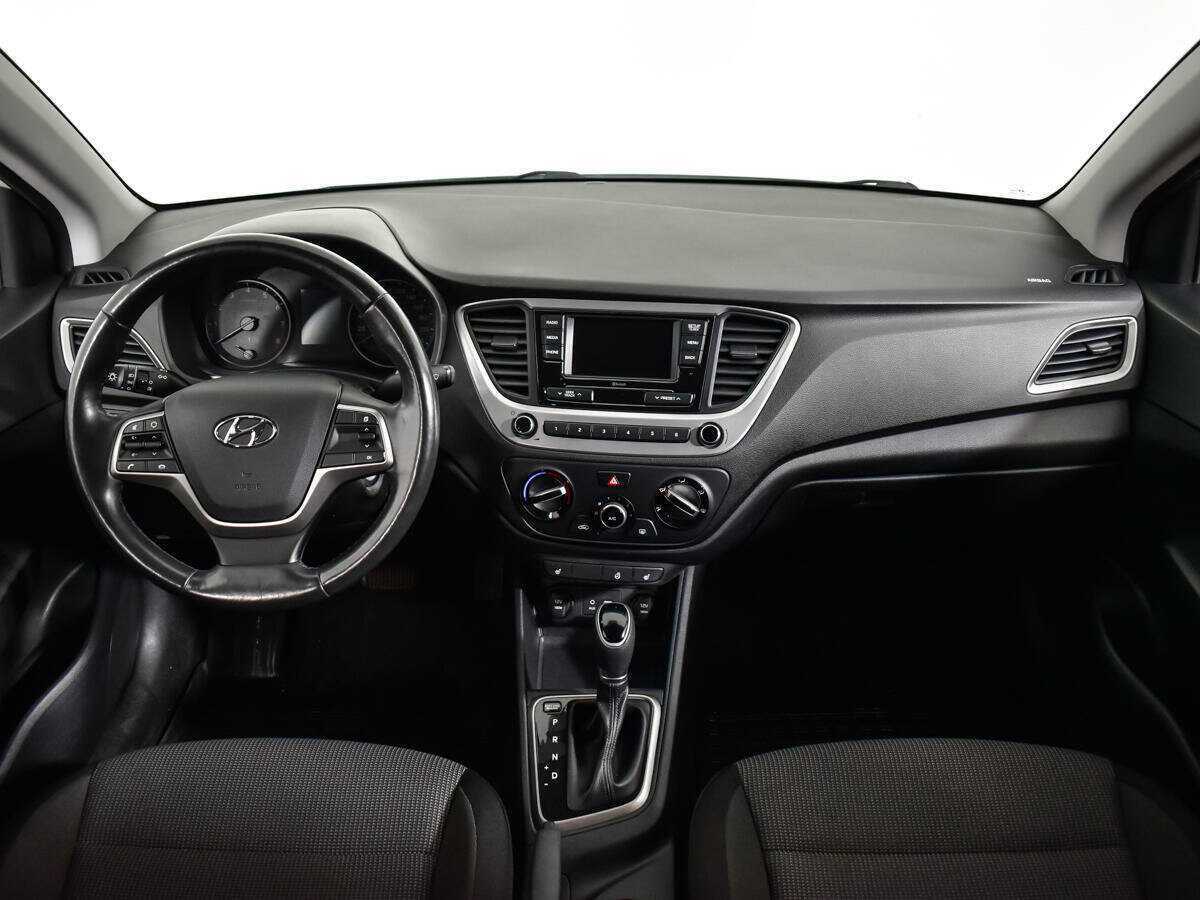 Hyundai Solaris с пробегом — 2017 год. Фото: #9