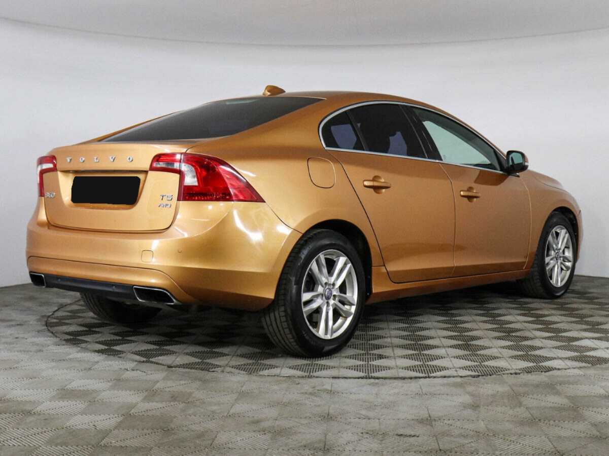 Volvo S60 с пробегом — 2013 год. Фото: #4