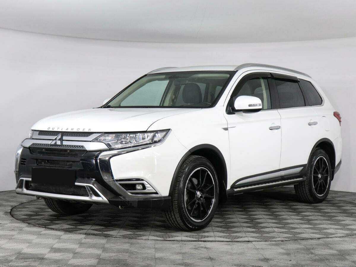 Mitsubishi Outlander с пробегом — 2020 год. Фото: #0