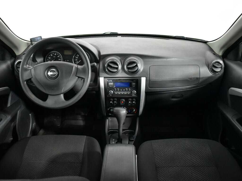 Nissan Almera с пробегом — 2017 год. Фото: #11