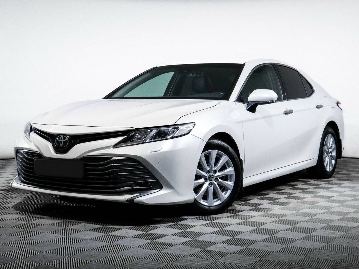 Toyota Camry с пробегом — 2021 год. Фото: #0