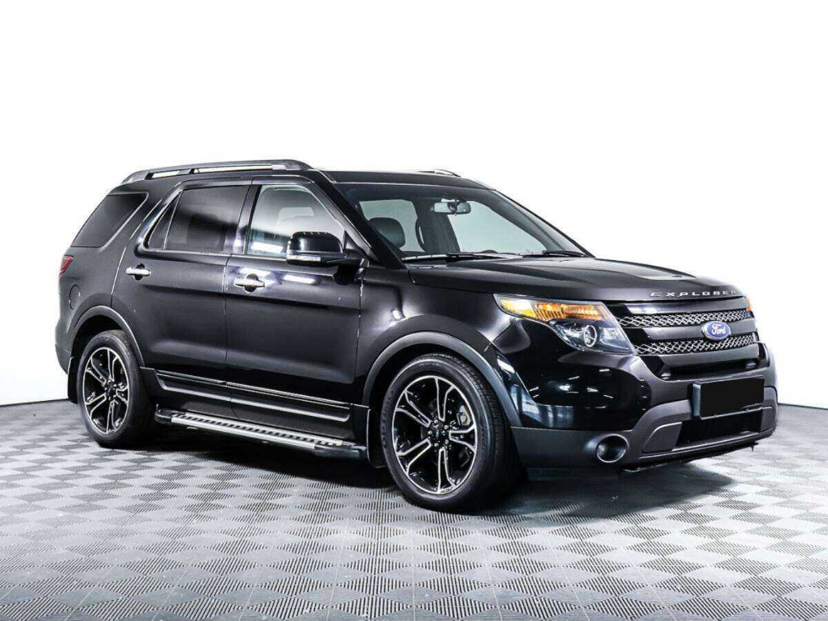 Ford Explorer с пробегом — 2013 год. Фото: #2