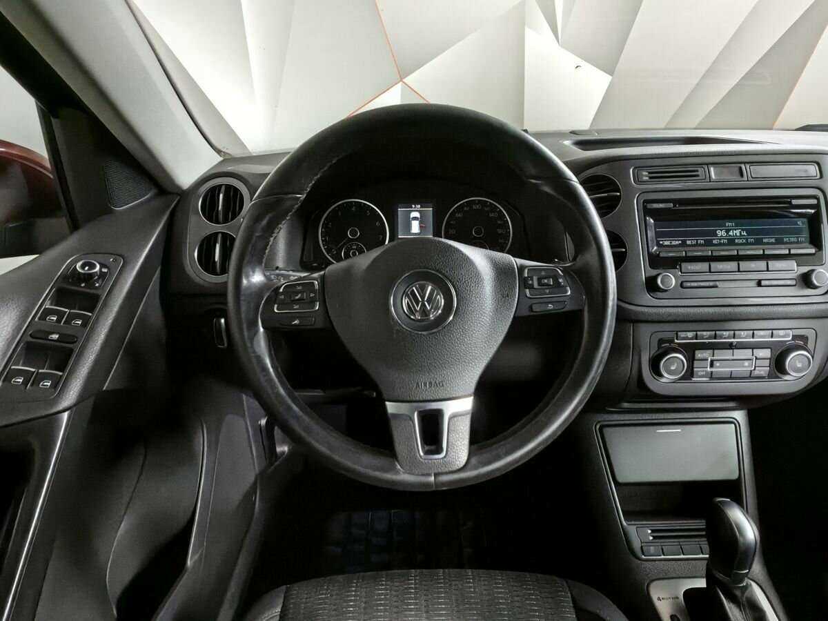Volkswagen Tiguan с пробегом — 2012 год. Фото: #14