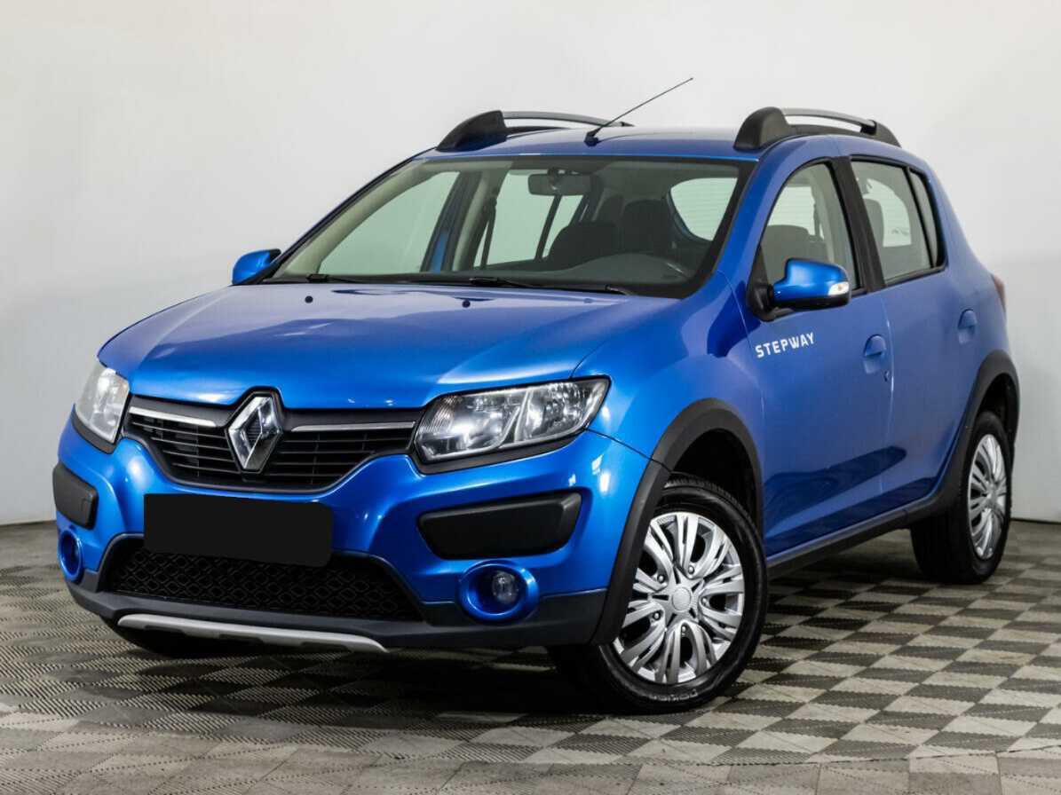 Renault Sandero с пробегом — 2017 год. Посмотреть фото