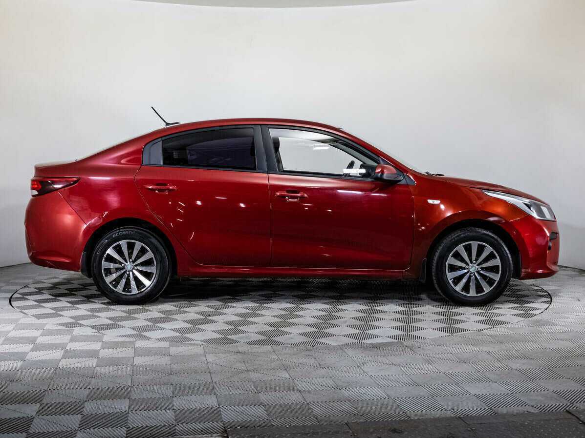 Kia Rio с пробегом — 2017 год. Фото: #3