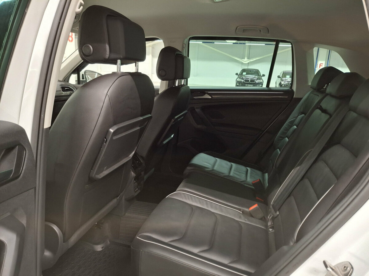 Volkswagen Tiguan с пробегом — 2020 год. Фото: #11