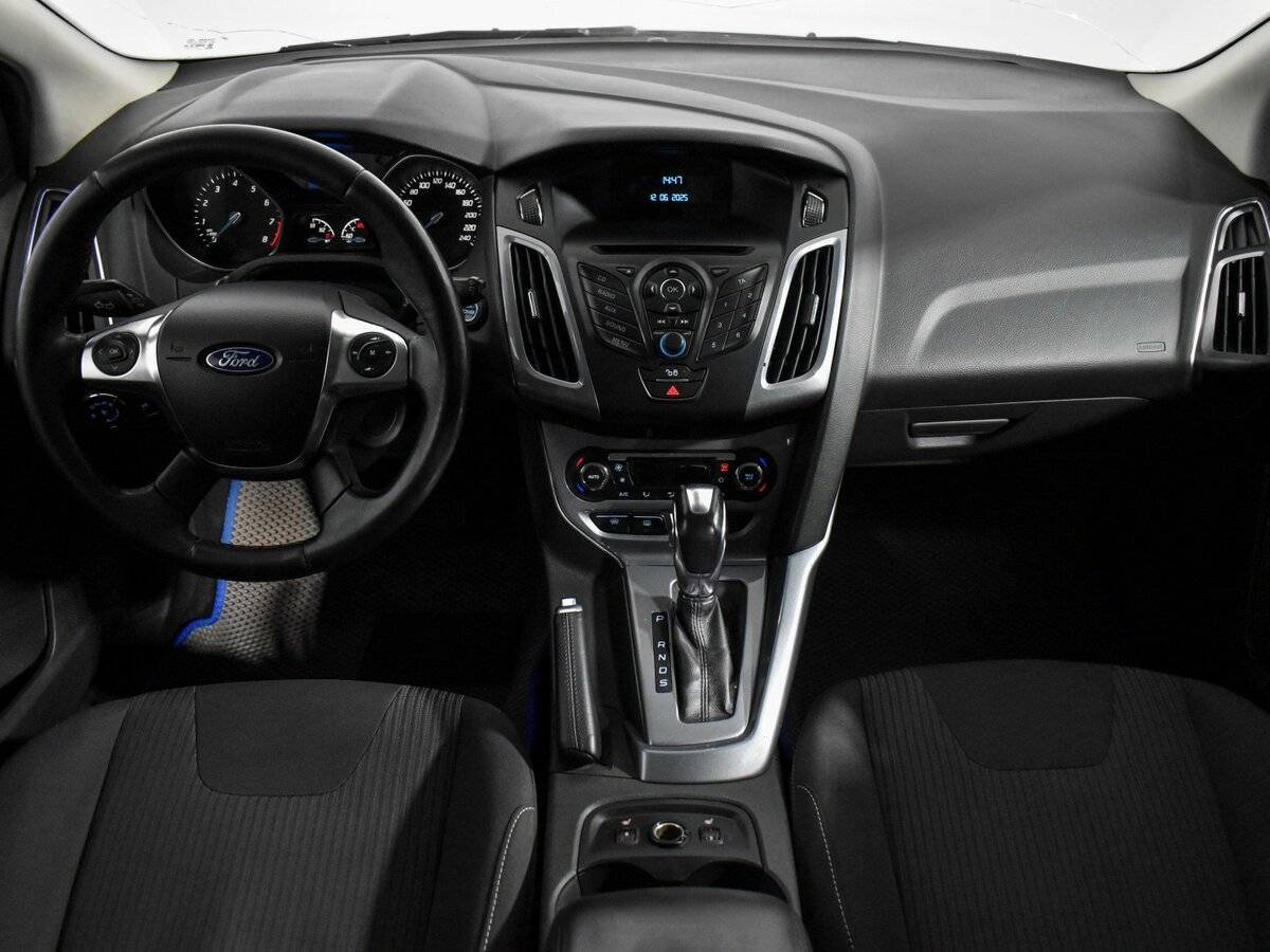 Ford Focus с пробегом — 2013 год. Фото: #10
