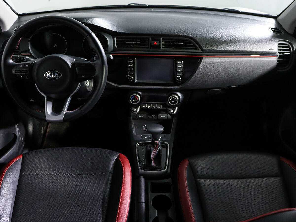 Kia Rio с пробегом — 2020 год. Фото: #11