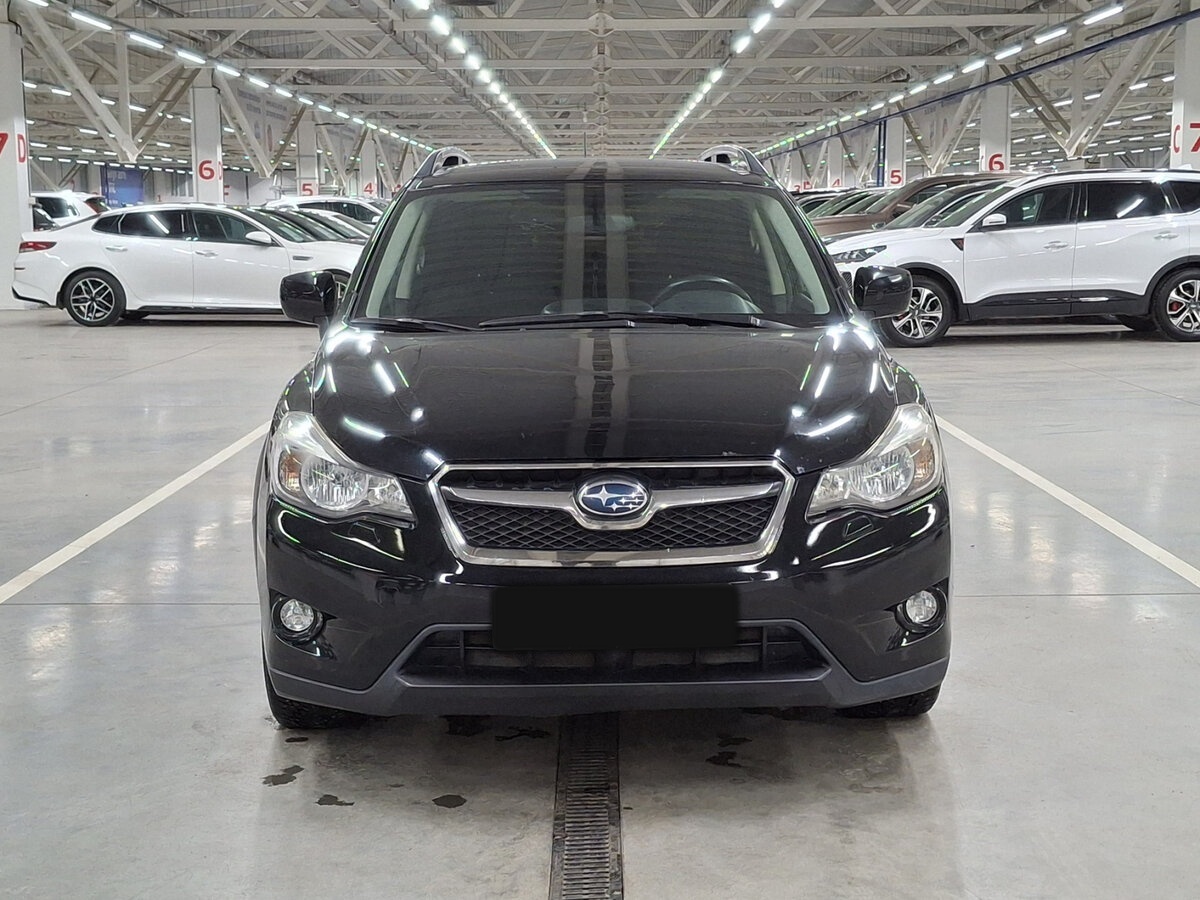 Subaru XV с пробегом — 2012 год. Фото: #1