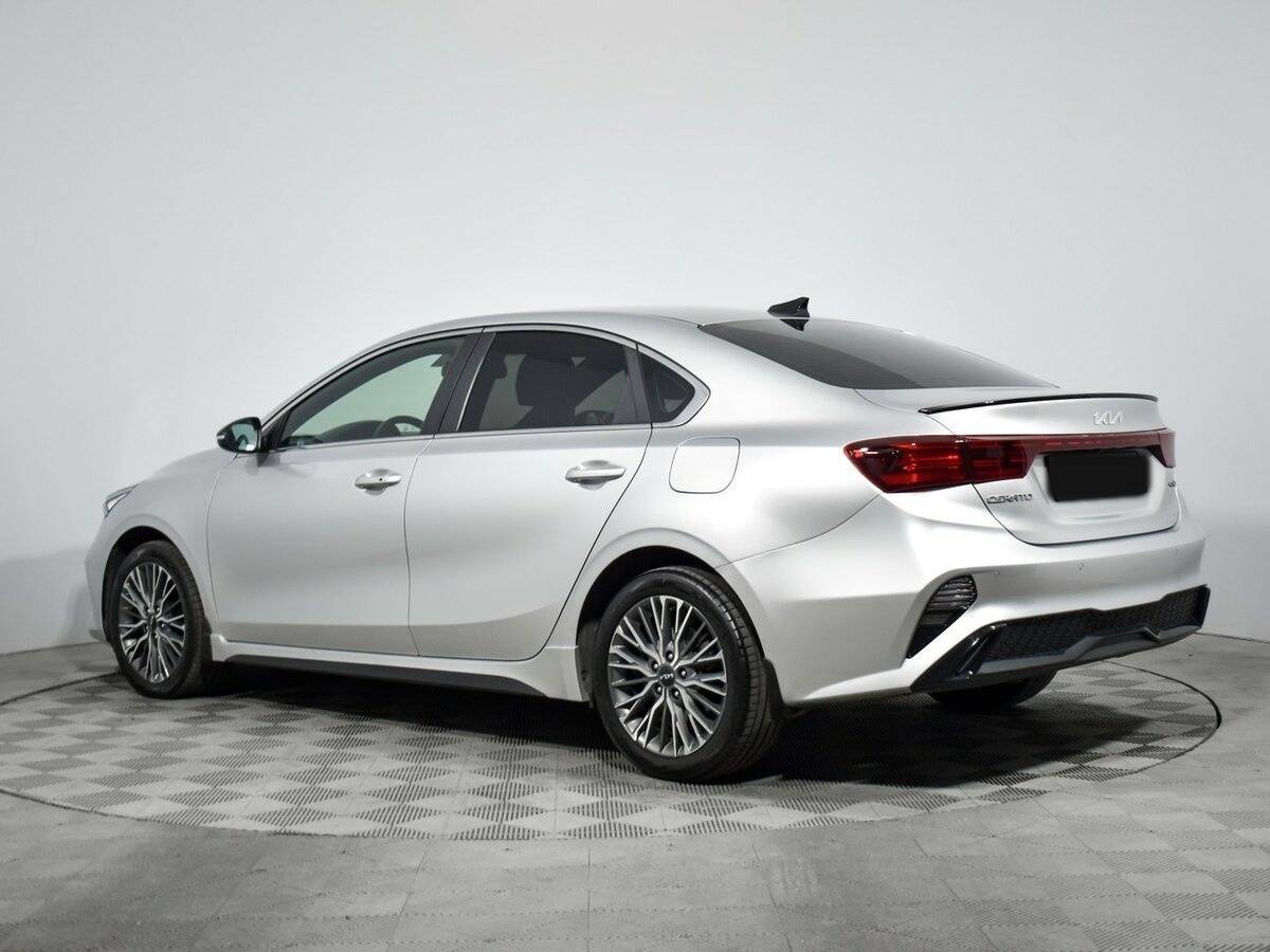 Kia Cerato с пробегом — 2022 год. Фото: #5