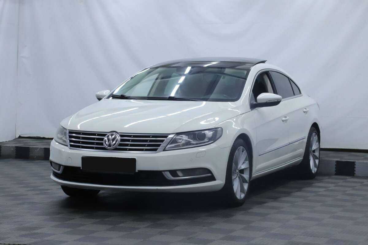 Volkswagen Passat CC с пробегом — 2013 год. Фото: #0