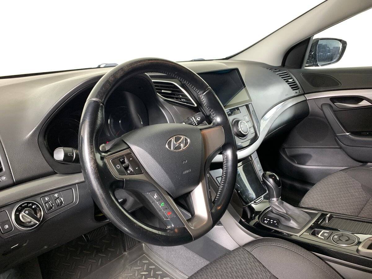 Hyundai i40 с пробегом — 2015 год. Фото: #10