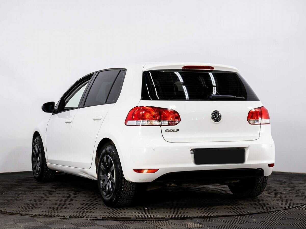 Volkswagen Golf с пробегом — 2012 год. Фото: #3