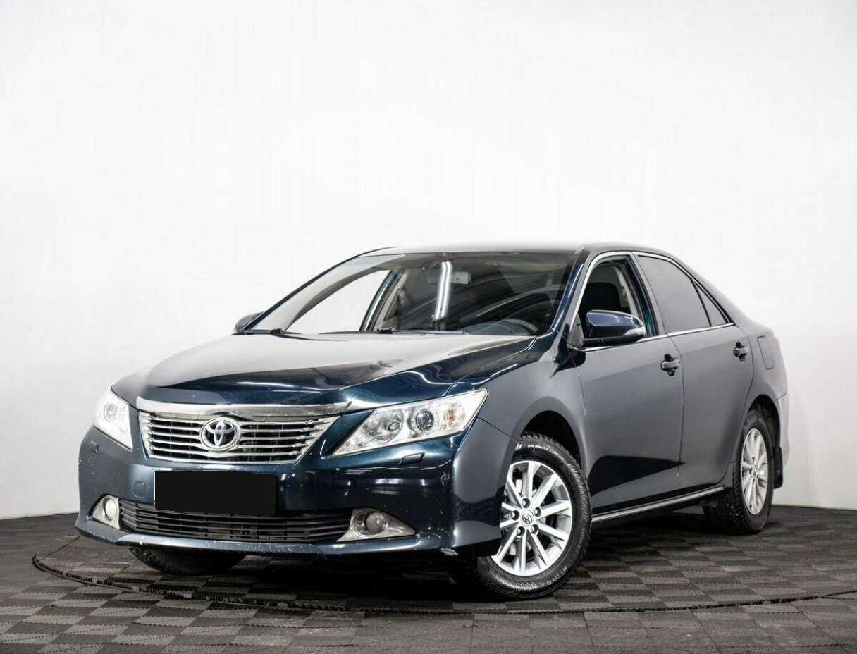 Toyota Camry с пробегом — 2014 год. Фото: #0