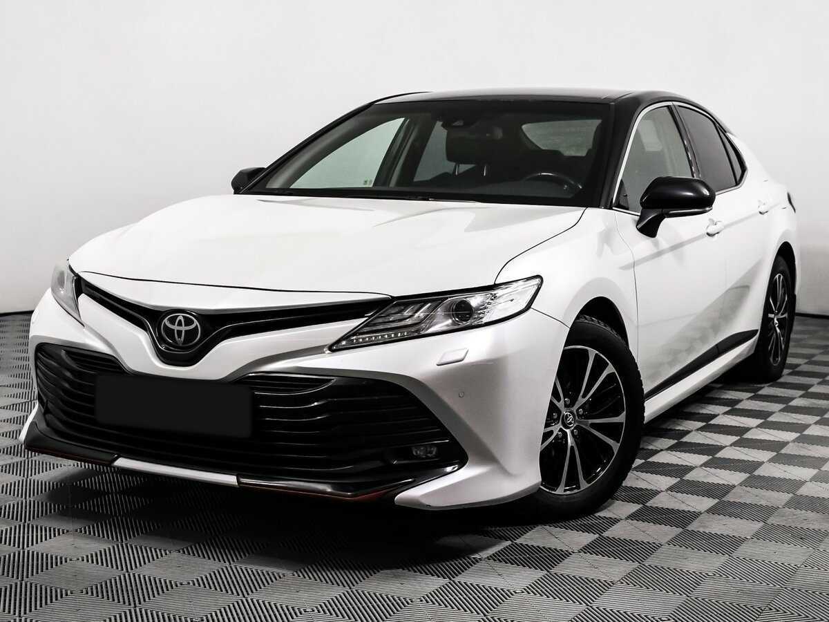 Toyota Camry с пробегом — 2020 год. Посмотреть фото