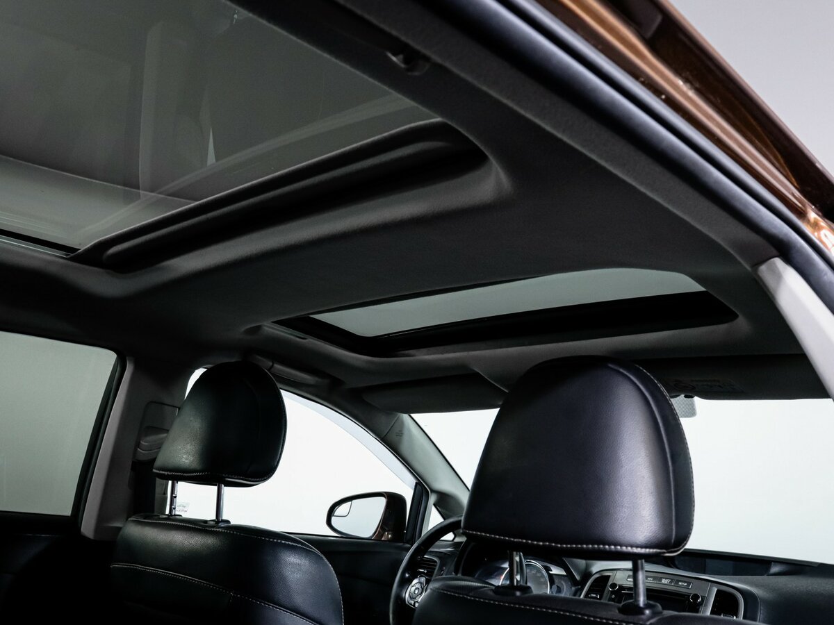 Toyota Venza с пробегом — 2014 год. Фото: #15