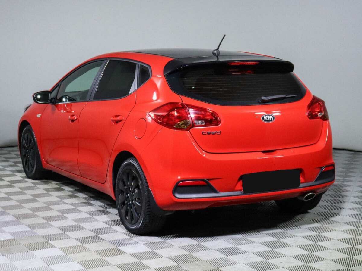Kia Ceed с пробегом — 2014 год. Фото: #5