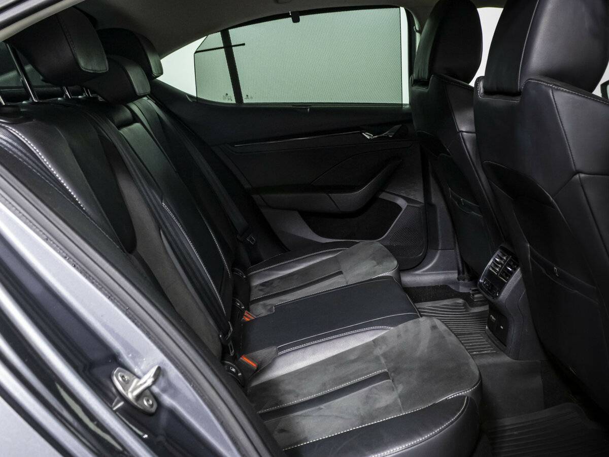 Skoda Octavia с пробегом — 2020 год. Фото: #11