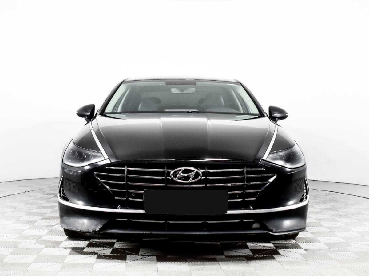 Hyundai Sonata с пробегом — 2020 год. Фото: #1