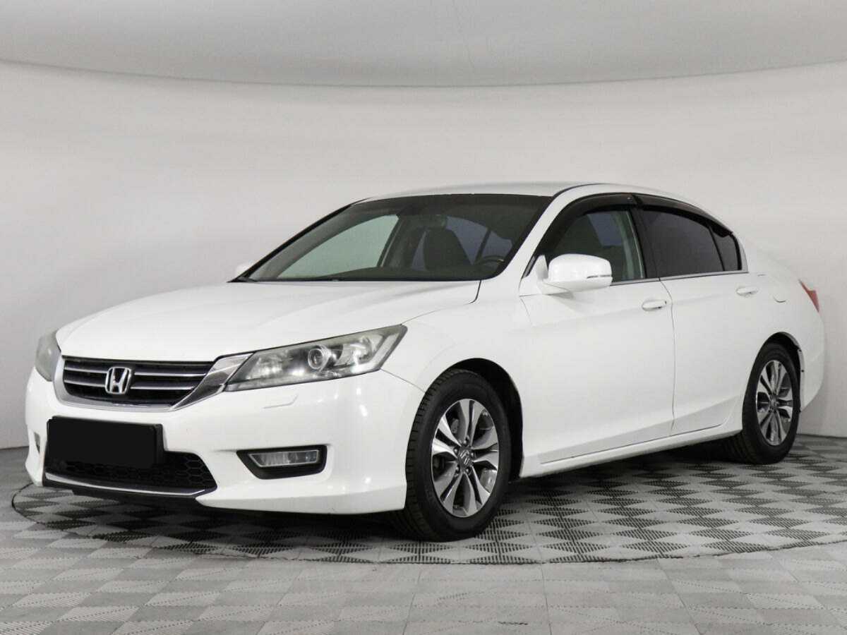Honda Accord с пробегом — 2013 год. Фото: #0
