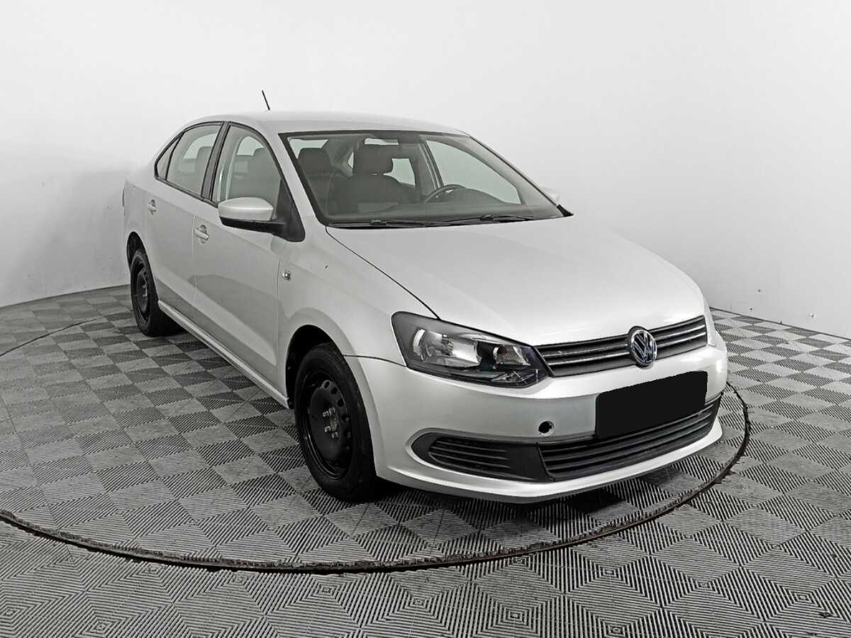 Volkswagen Polo с пробегом — 2014 год. Фото: #2