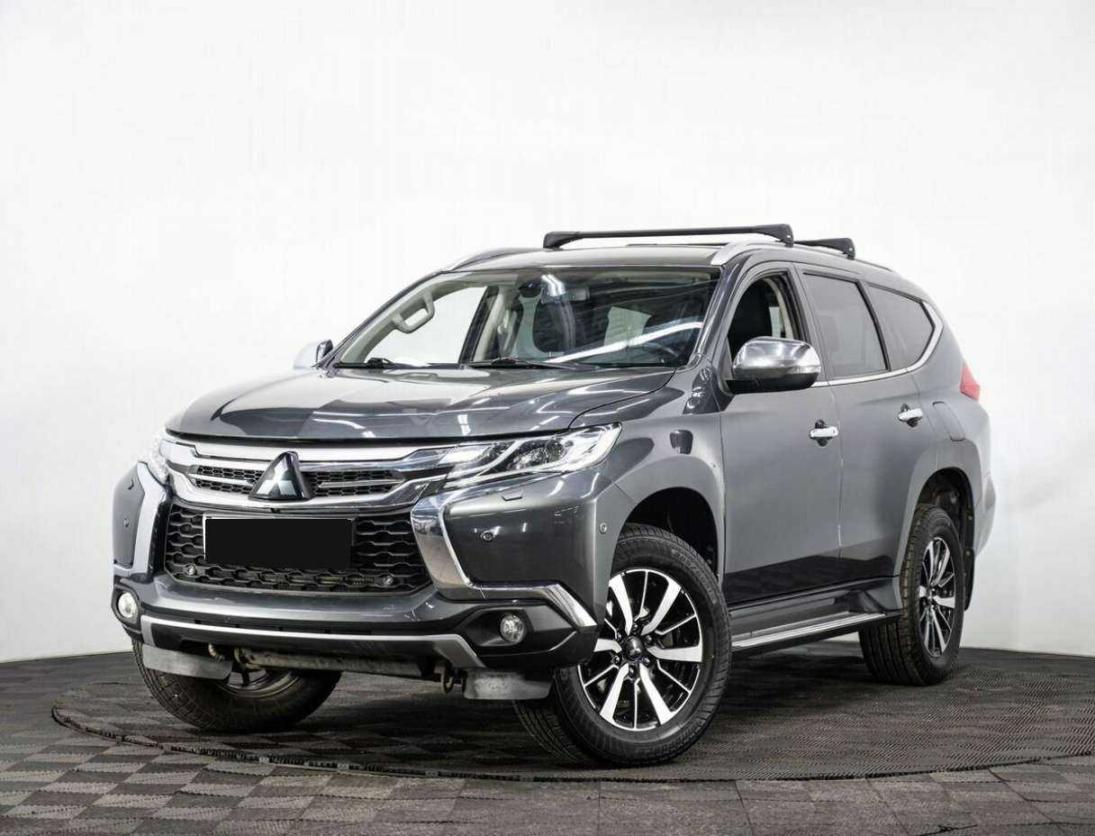 Mitsubishi Pajero Sport с пробегом — 2018 год. Посмотреть фото