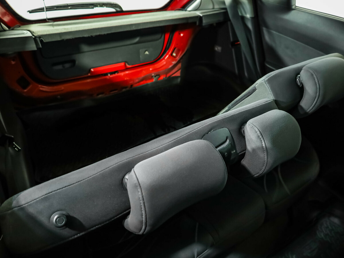 Chevrolet Spark с пробегом — 2012 год. Фото: #14