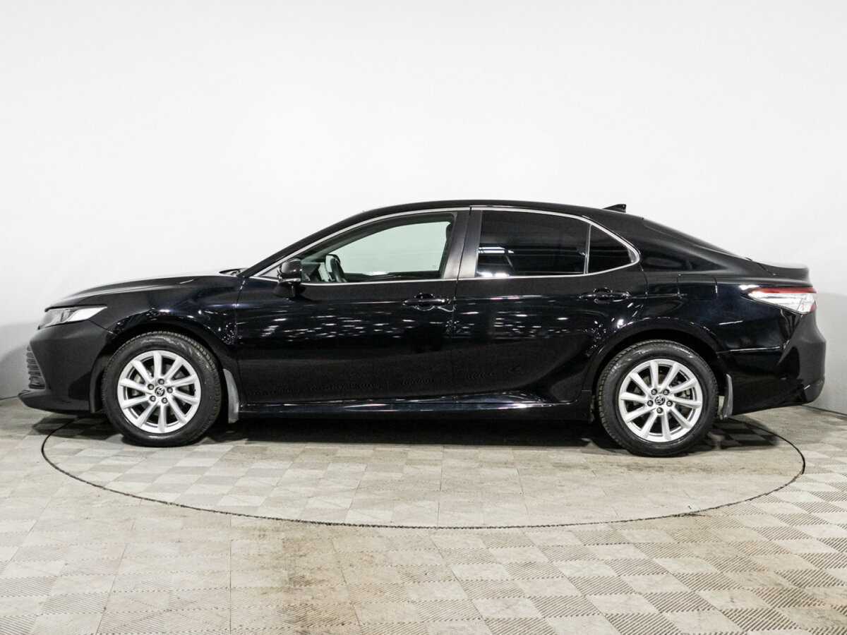 Toyota Camry с пробегом — 2021 год. Фото: #7