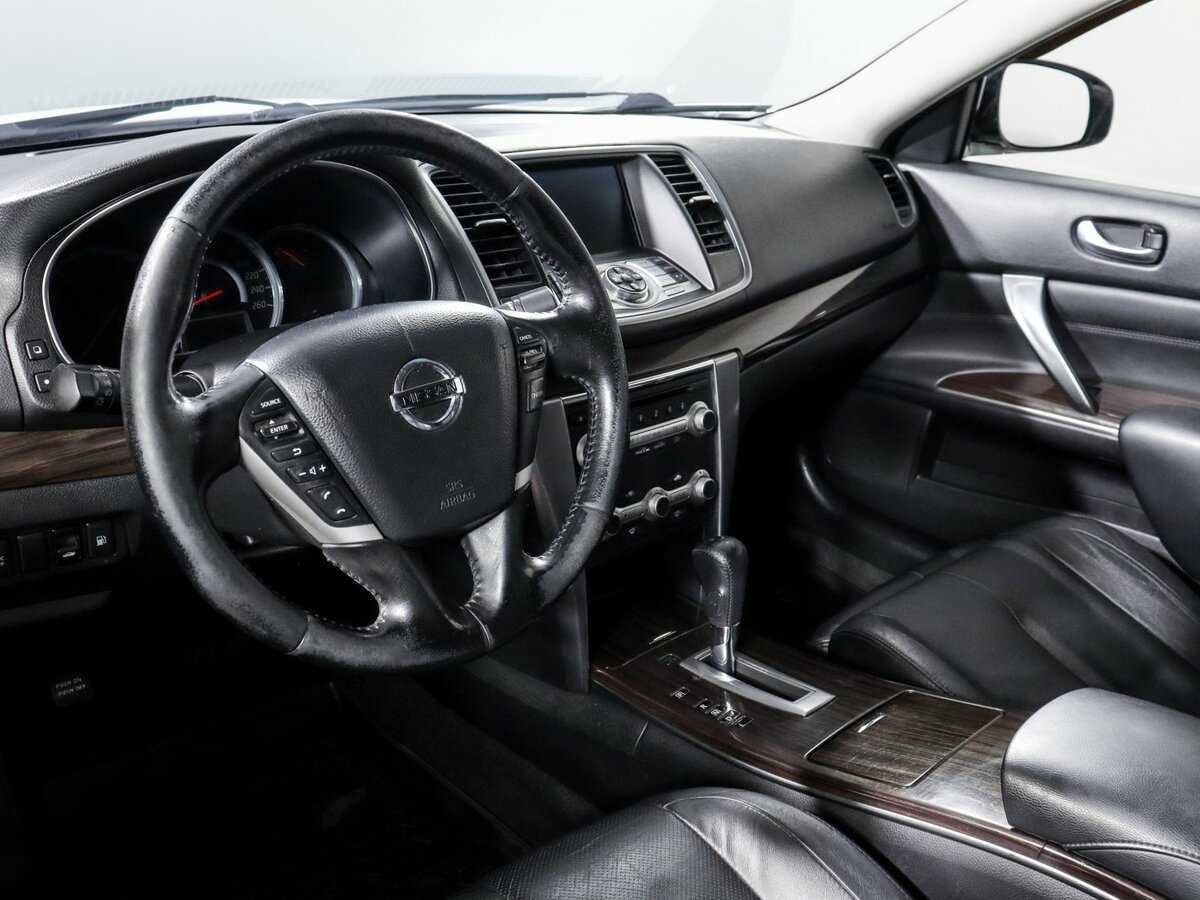 Nissan Teana с пробегом — 2012 год. Фото: #12