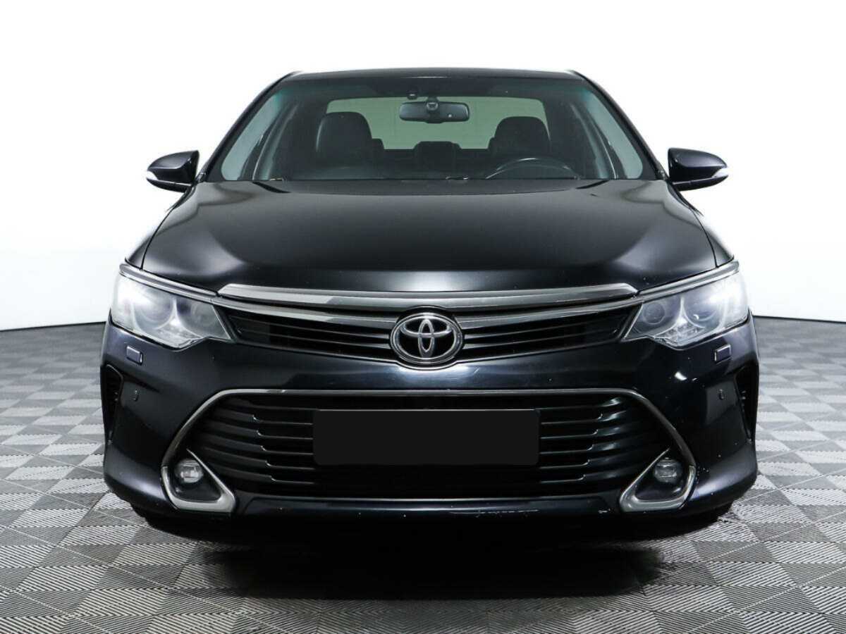 Toyota Camry с пробегом — 2016 год. Посмотреть фото