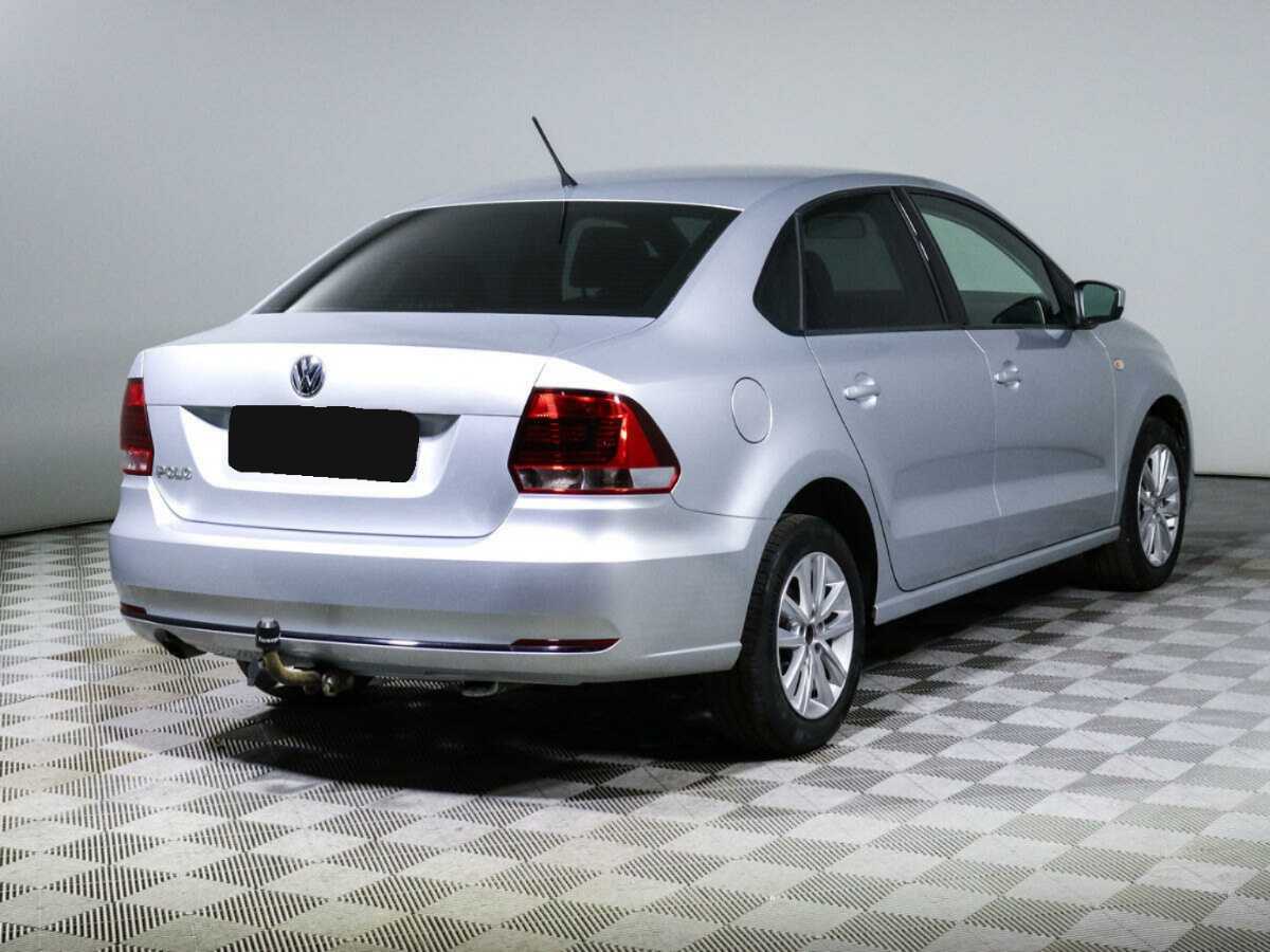 Volkswagen Polo с пробегом — 2016 год. Фото: #3