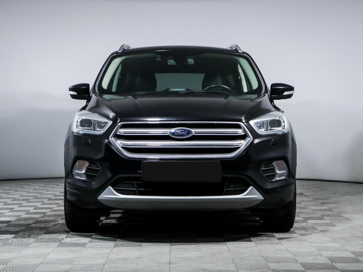 Ford Kuga с пробегом — 2018 год. Фото: #1