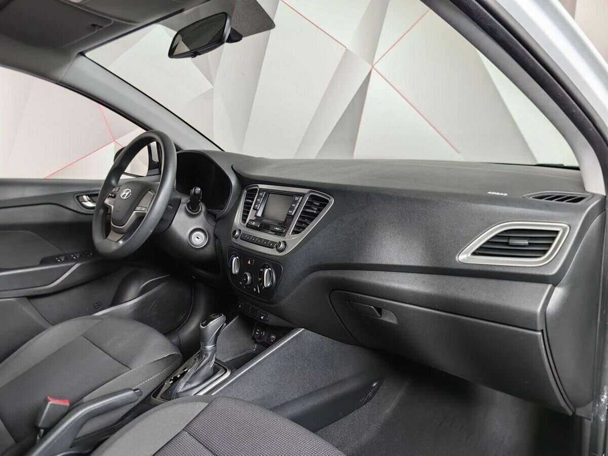 Hyundai Solaris с пробегом — 2019 год. Фото: #8