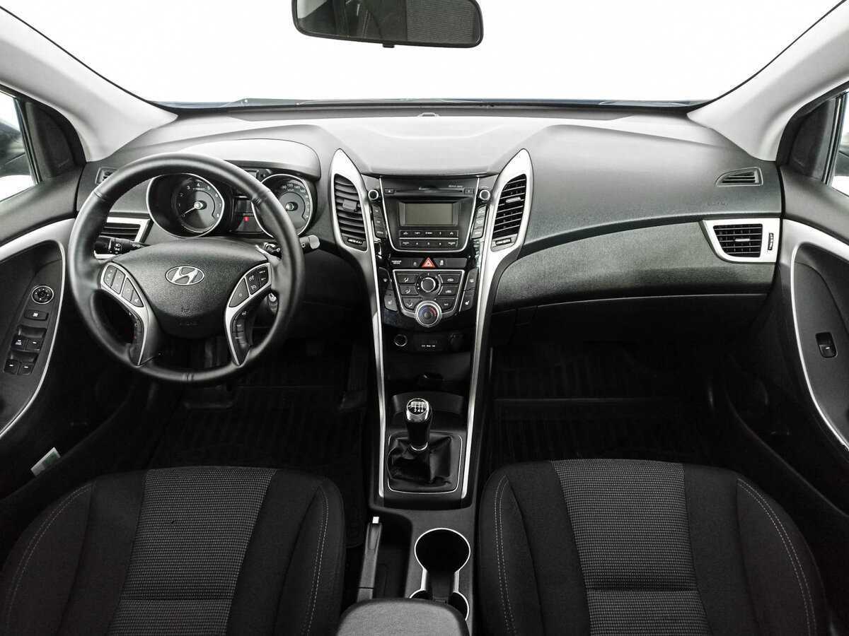 Hyundai i30 с пробегом — 2012 год. Фото: #11