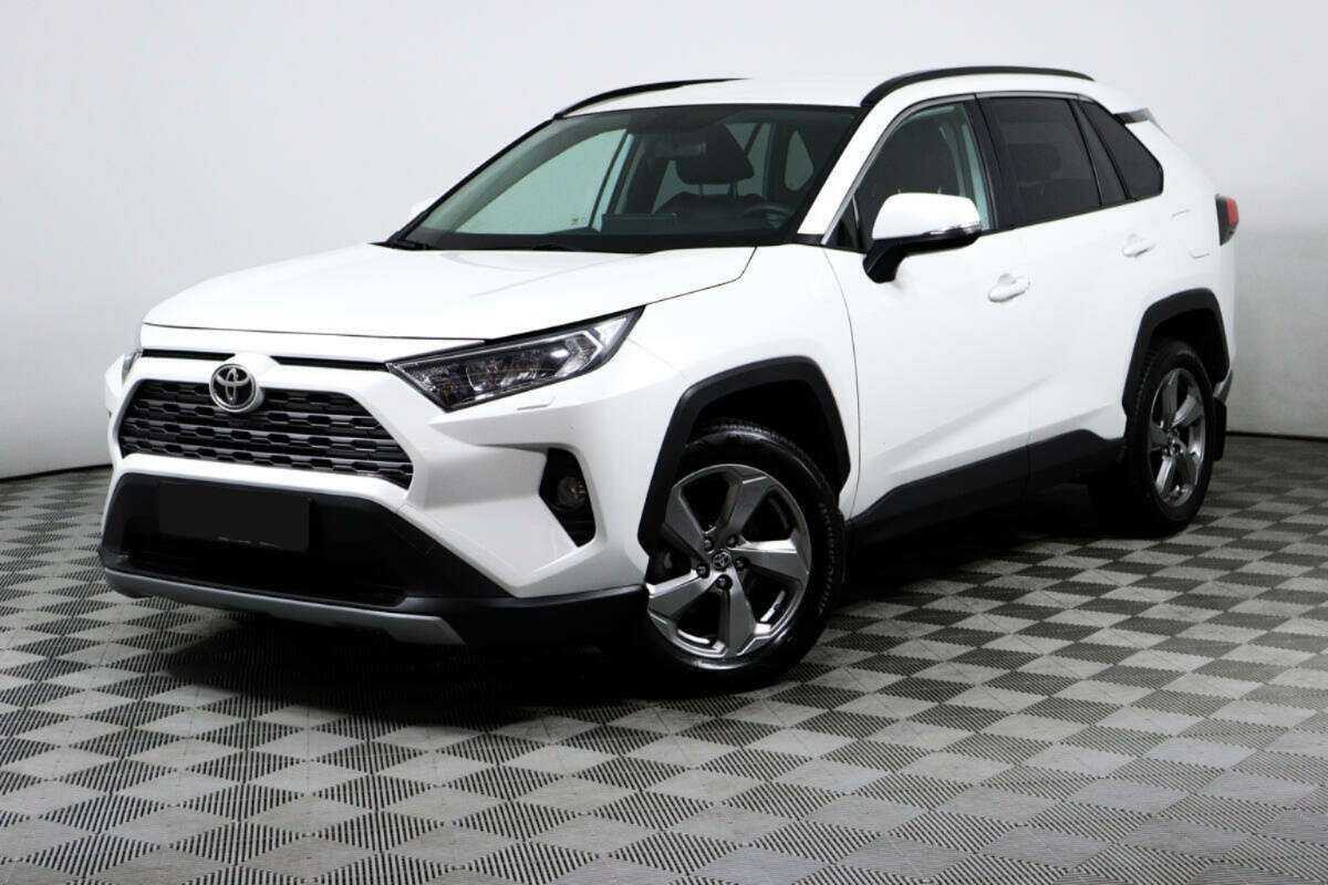Toyota RAV4 с пробегом — 2020 год. Фото: #0