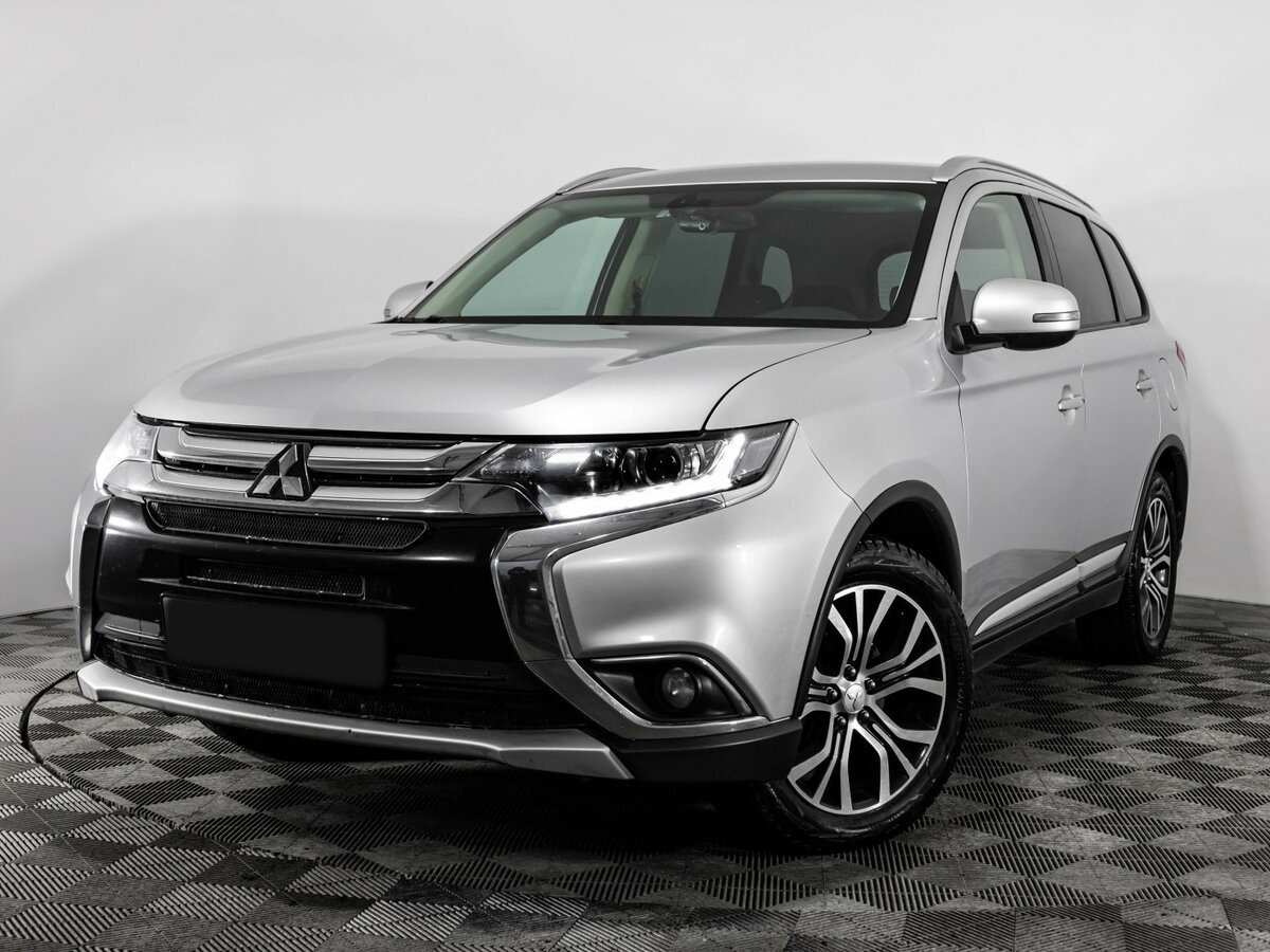Mitsubishi Outlander с пробегом — 2018 год. Посмотреть фото