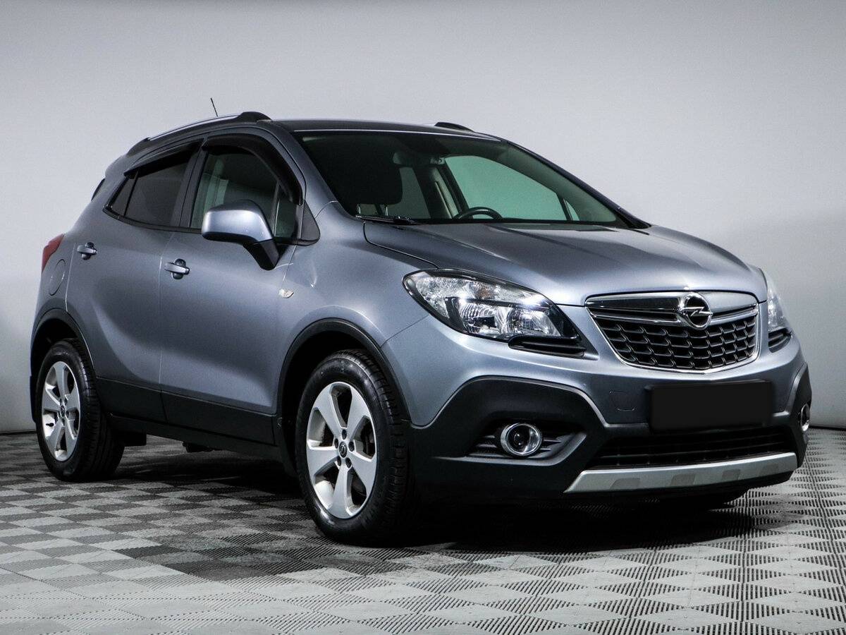 Opel Mokka с пробегом — 2015 год. Фото: #2