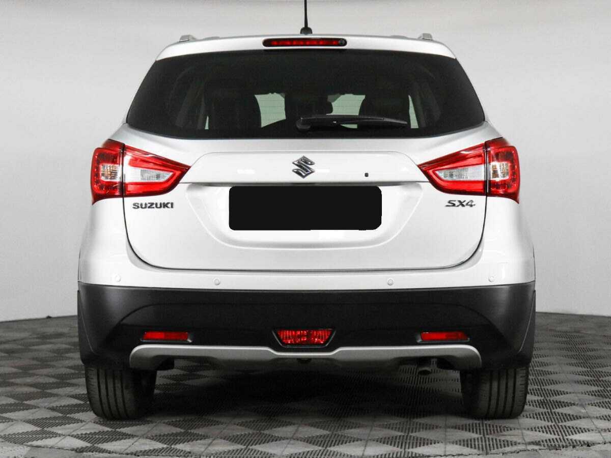 Suzuki SX4 с пробегом — 2021 год. Фото: #3