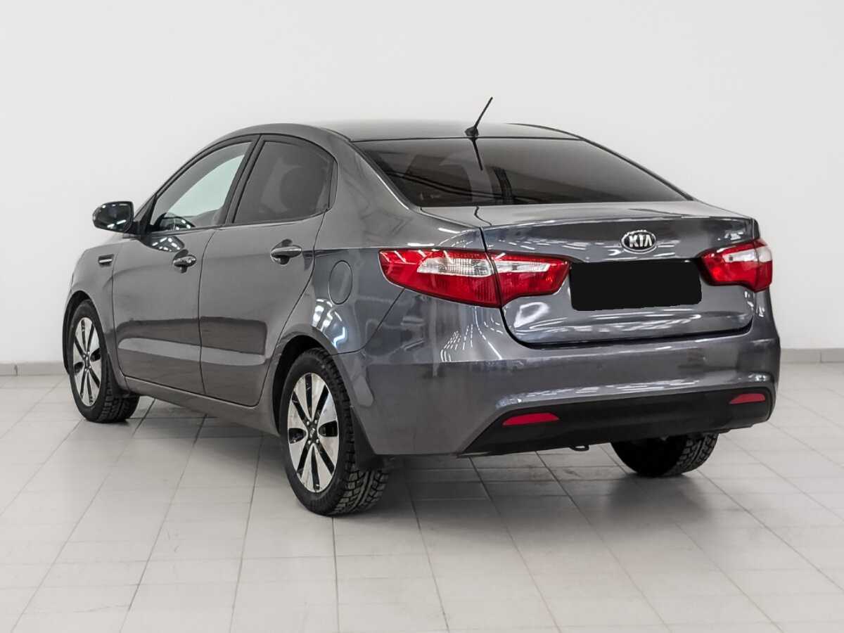 Kia Rio с пробегом — 2014 год. Фото: #6
