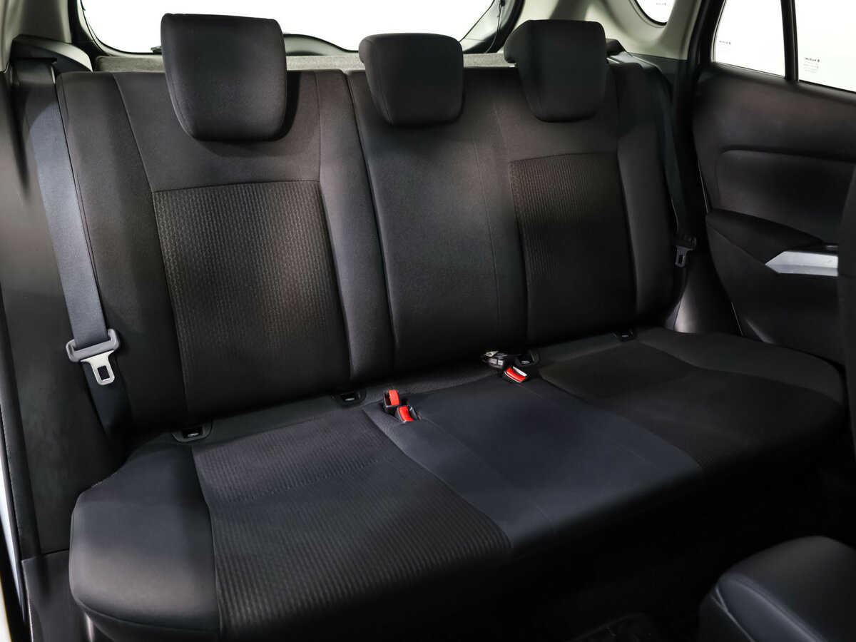 Suzuki SX4 с пробегом — 2017 год. Фото: #17