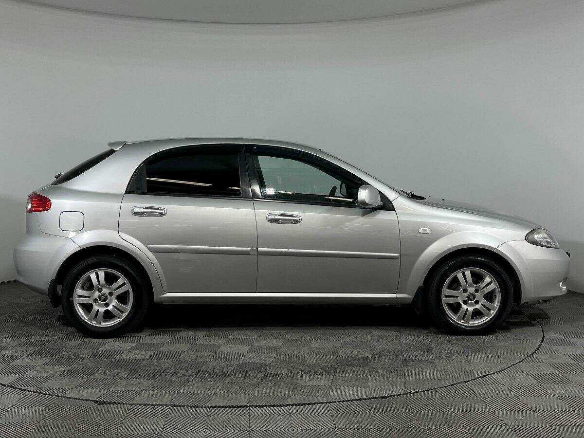 Chevrolet Lacetti с пробегом — 2012 год. Фото: #3