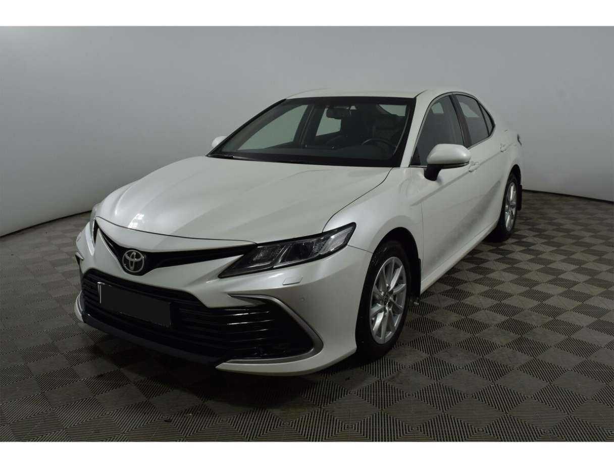 Toyota Camry с пробегом — 2021 год. Посмотреть фото