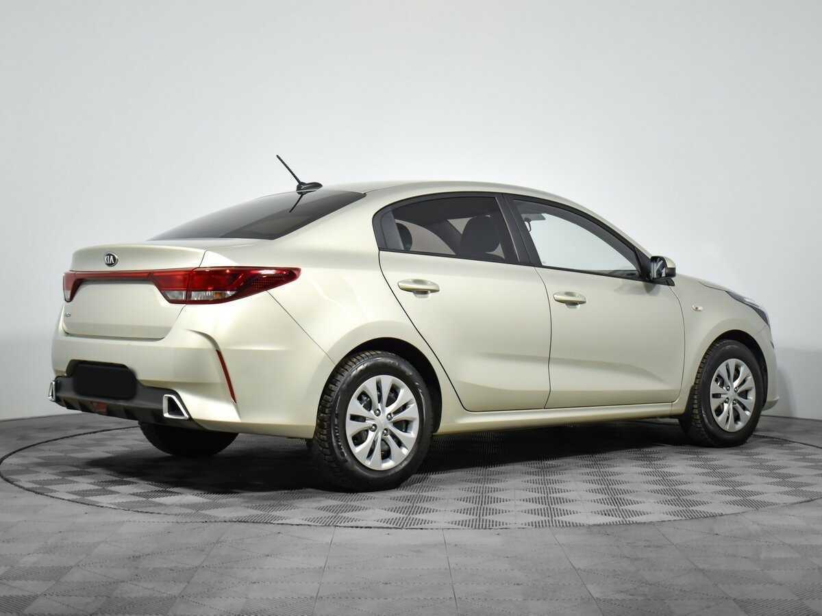 Kia Rio с пробегом — 2020 год. Фото: #4